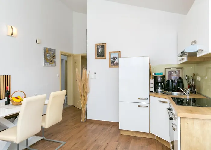 Radic - A1 First Floor - Mpolo