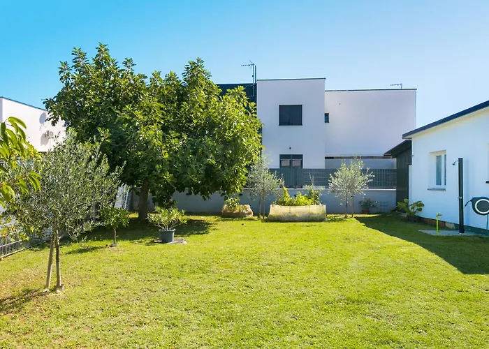 Radic - A1 First Floor - Mpolo Apartamento *