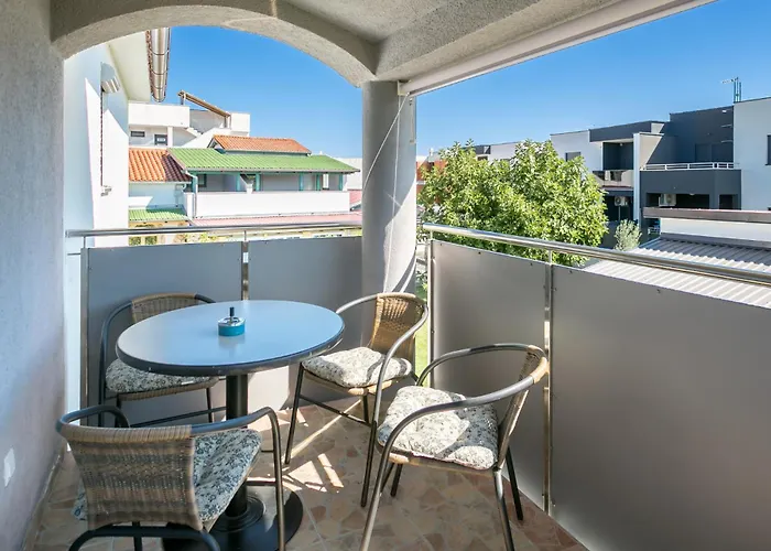 Radic - A1 First Floor - Mpolo Apartamento